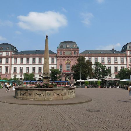 Holiday Inn Express - Darmstadt, an IHG Hotel Exterior foto